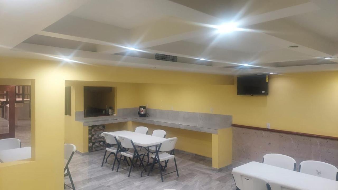Hotel Posada Del Rey Matamoros  Ngoại thất bức ảnh